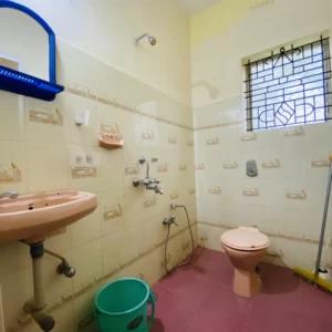 Standard_room_gallery_2_1000x1000